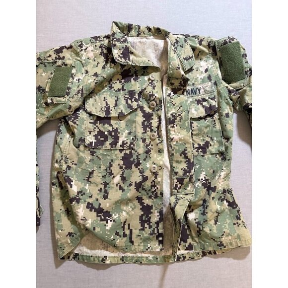 US Navy Seals Type III X Short Jacket Adult S Green Digital Camouflage Button. - Picture 2 of 10